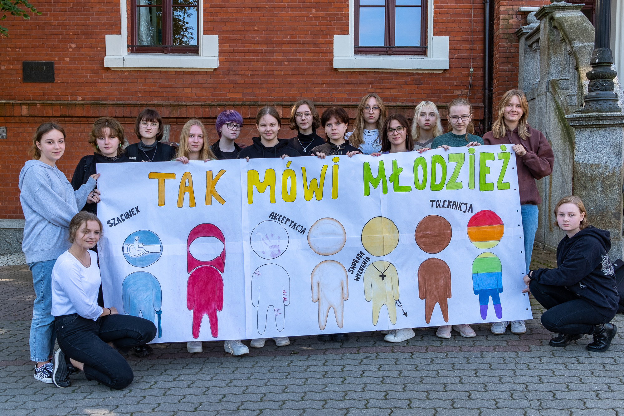 Read more about the article Tak mówi młodzież